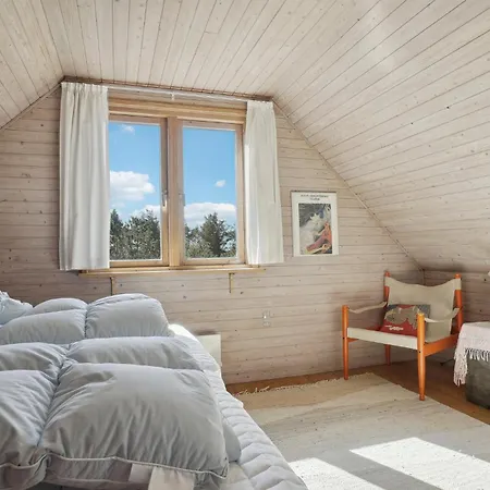 Awesome In With House A Panoramic View *