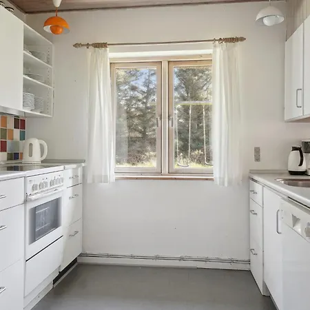 Awesome In With House A Panoramic View *